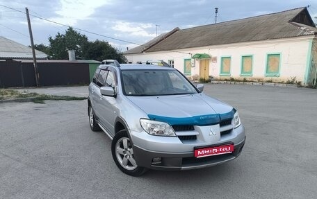 Mitsubishi Outlander III рестайлинг 3, 2005 год, 950 000 рублей, 1 фотография