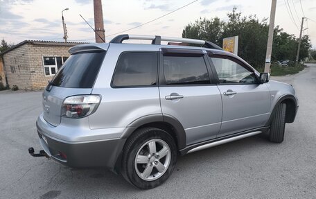 Mitsubishi Outlander III рестайлинг 3, 2005 год, 950 000 рублей, 6 фотография
