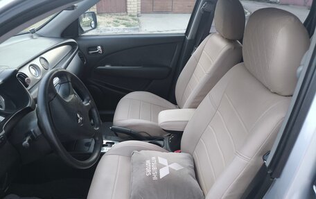 Mitsubishi Outlander III рестайлинг 3, 2005 год, 950 000 рублей, 9 фотография
