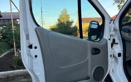 Opel Vivaro A рестайлинг, 2008 год, 1 280 000 рублей, 17 фотография