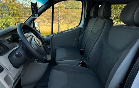 Opel Vivaro A рестайлинг, 2008 год, 1 280 000 рублей, 20 фотография