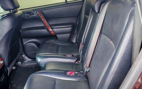 Toyota Highlander III, 2012 год, 2 680 000 рублей, 5 фотография