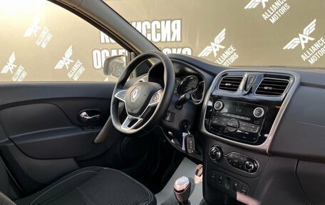 Renault Logan II, 2020 год, 899 000 рублей, 28 фотография