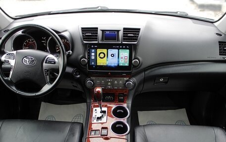 Toyota Highlander III, 2012 год, 1 899 000 рублей, 7 фотография