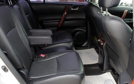 Toyota Highlander III, 2012 год, 1 899 000 рублей, 11 фотография