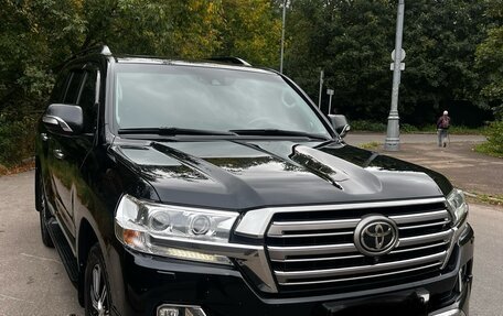 Toyota Land Cruiser 200, 2016 год, 6 100 000 рублей, 6 фотография