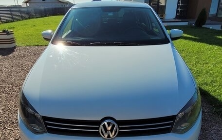 Volkswagen Polo VI (EU Market), 2014 год, 600 000 рублей, 2 фотография