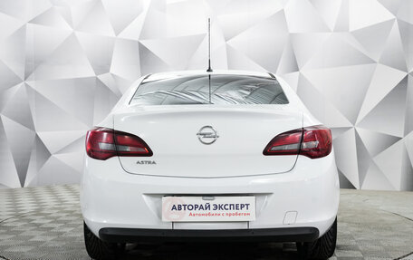 Opel Astra J, 2014 год, 885 000 рублей, 3 фотография