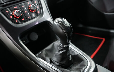 Opel Astra J, 2014 год, 885 000 рублей, 11 фотография