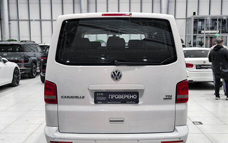 Volkswagen Caravelle T5, 2013 год, 1 950 000 рублей, 6 фотография