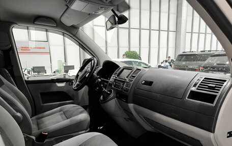 Volkswagen Caravelle T5, 2013 год, 1 950 000 рублей, 11 фотография