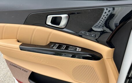 KIA Carnival, 2020 год, 4 300 000 рублей, 13 фотография