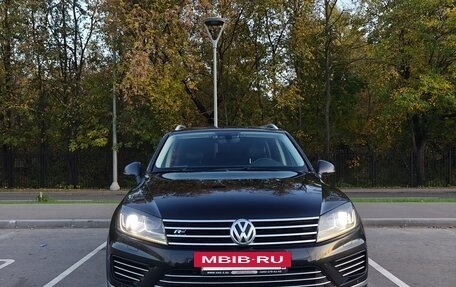 Volkswagen Touareg III, 2016 год, 2 350 000 рублей, 2 фотография