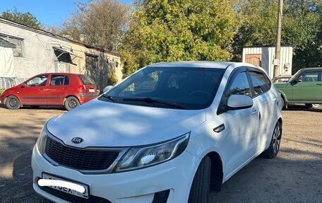 KIA Rio III рестайлинг, 2013 год, 575 000 рублей, 1 фотография