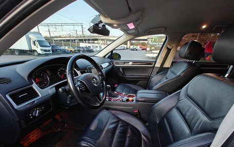 Volkswagen Touareg III, 2016 год, 2 350 000 рублей, 9 фотография