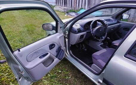 Renault Symbol I, 2004 год, 250 000 рублей, 3 фотография