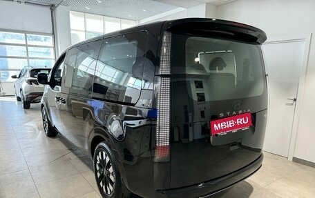 Hyundai Staria, 2025 год, 7 950 000 рублей, 2 фотография