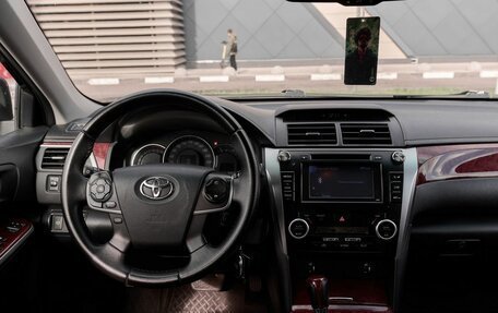 Toyota Camry, 2013 год, 1 850 000 рублей, 6 фотография