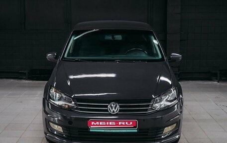 Volkswagen Polo VI (EU Market), 2018 год, 650 000 рублей, 2 фотография