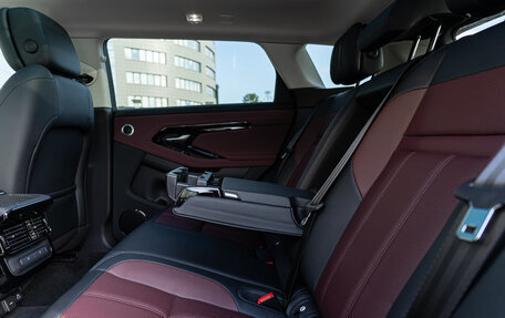 Land Rover Range Rover Evoque II, 2024 год, 6 499 500 рублей, 12 фотография