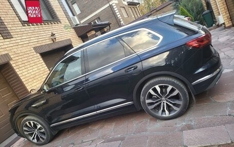 Volkswagen Touareg III, 2021 год, 6 400 000 рублей, 2 фотография