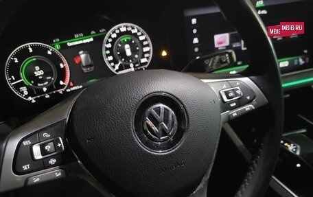 Volkswagen Touareg III, 2021 год, 6 400 000 рублей, 10 фотография