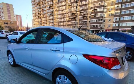 Hyundai Solaris II рестайлинг, 2014 год, 1 150 000 рублей, 3 фотография