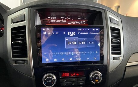 Mitsubishi Pajero IV, 2014 год, 2 150 000 рублей, 13 фотография