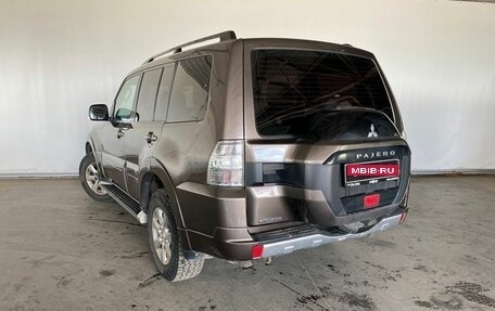Mitsubishi Pajero IV, 2014 год, 2 150 000 рублей, 6 фотография