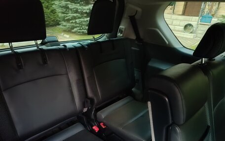 Toyota Land Cruiser Prado 150 рестайлинг 2, 2011 год, 2 250 000 рублей, 10 фотография