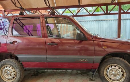 Chevrolet Niva I рестайлинг, 2003 год, 300 000 рублей, 2 фотография