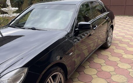 Mercedes-Benz E-Класс, 2010 год, 1 000 000 рублей, 5 фотография