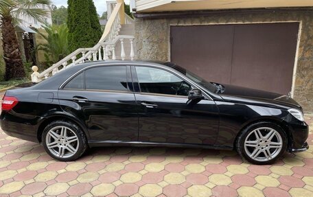 Mercedes-Benz E-Класс, 2010 год, 1 000 000 рублей, 7 фотография