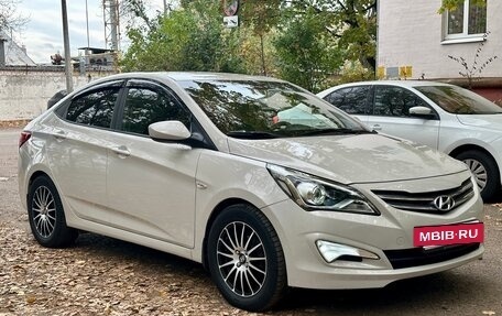 Hyundai Solaris II рестайлинг, 2014 год, 890 000 рублей, 2 фотография