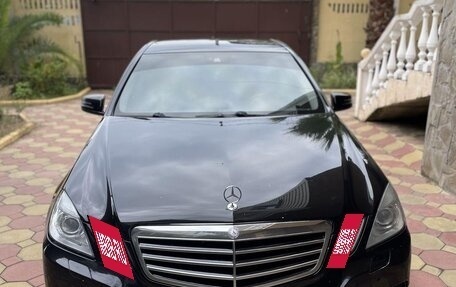 Mercedes-Benz E-Класс, 2010 год, 1 000 000 рублей, 4 фотография