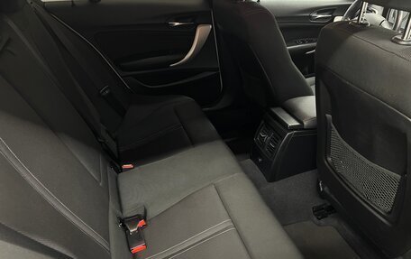 BMW 1 серия, 2017 год, 1 575 000 рублей, 18 фотография