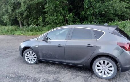 Opel Astra J, 2010 год, 720 000 рублей, 6 фотография