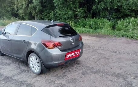 Opel Astra J, 2010 год, 720 000 рублей, 5 фотография