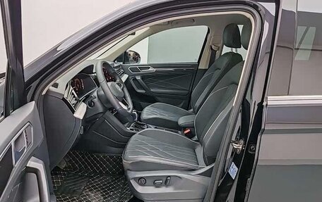 Volkswagen Tiguan II, 2024 год, 2 750 000 рублей, 8 фотография