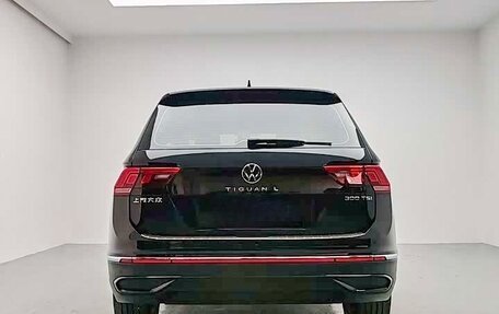 Volkswagen Tiguan II, 2024 год, 2 750 000 рублей, 5 фотография
