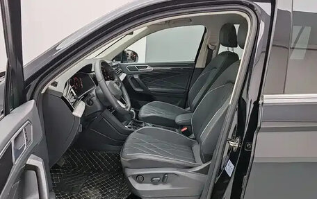 Volkswagen Tiguan II, 2024 год, 2 750 000 рублей, 10 фотография