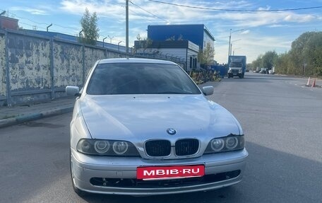BMW 5 серия, 2001 год, 345 000 рублей, 3 фотография