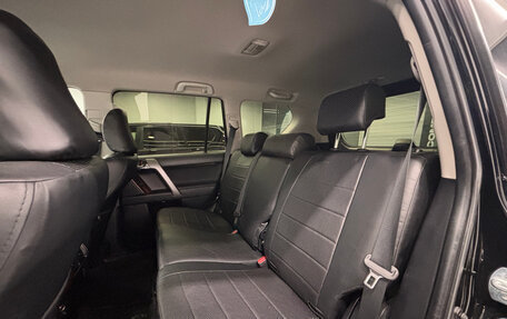 Toyota Land Cruiser Prado 150 рестайлинг 2, 2015 год, 3 350 000 рублей, 22 фотография