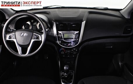 Hyundai Solaris II рестайлинг, 2013 год, 597 000 рублей, 13 фотография
