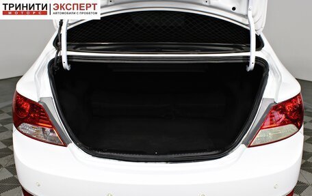 Hyundai Solaris II рестайлинг, 2013 год, 597 000 рублей, 17 фотография