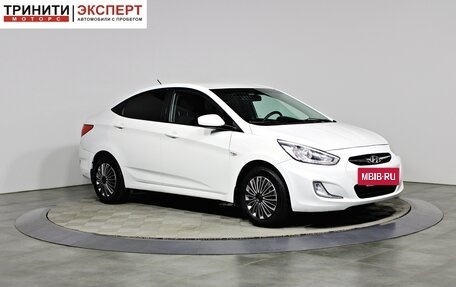 Hyundai Solaris II рестайлинг, 2013 год, 597 000 рублей, 3 фотография