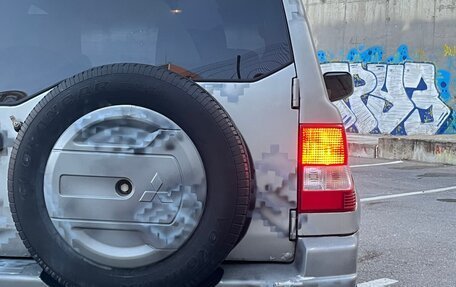 Mitsubishi Pajero iO, 1999 год, 300 000 рублей, 6 фотография