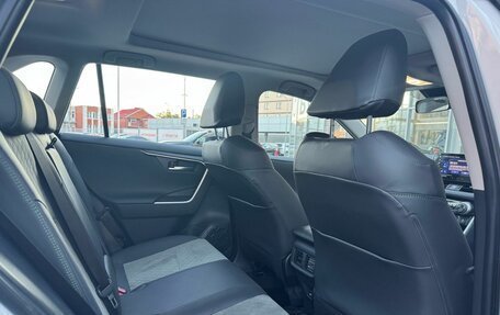 Toyota RAV4, 2025 год, 4 750 000 рублей, 12 фотография