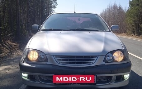 Toyota Avensis III рестайлинг, 2000 год, 260 000 рублей, 6 фотография
