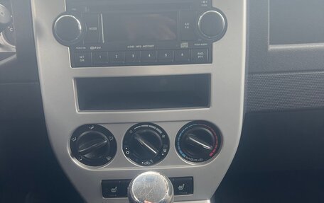 Jeep Liberty (North America) II, 2008 год, 430 000 рублей, 18 фотография